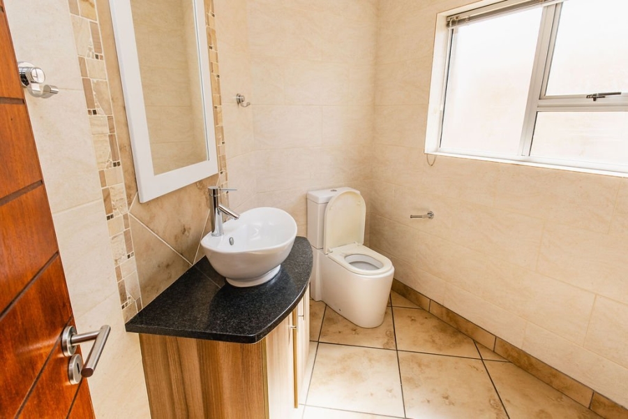 3 Bedroom Property for Sale in Langenhovenpark Free State